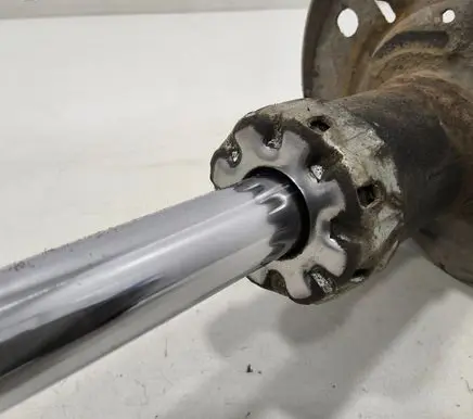 Volkswagen Polo Front shock absorber/damper
