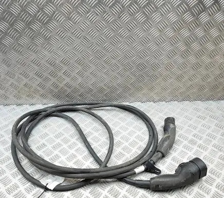 Volvo XC40 Electric car charging cable 32324603