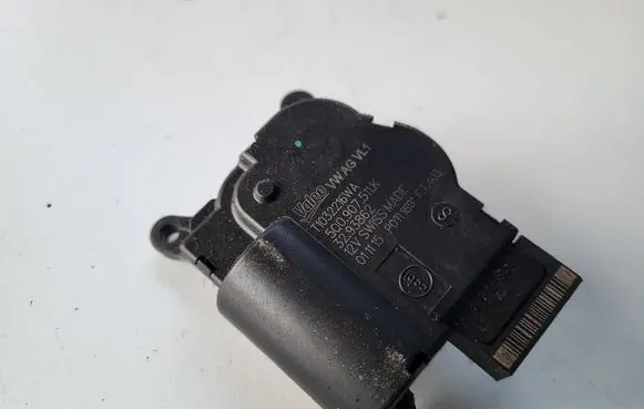 Skoda Octavia Mk3 (5E) A/C air flow flap actuator/motor 5Q0907511K