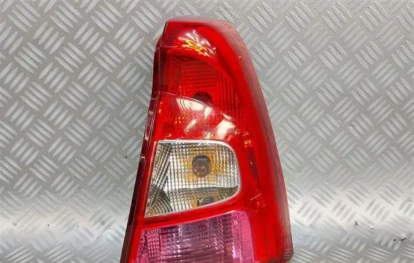 Dacia Logan I Rear/tail lights 8200744759
