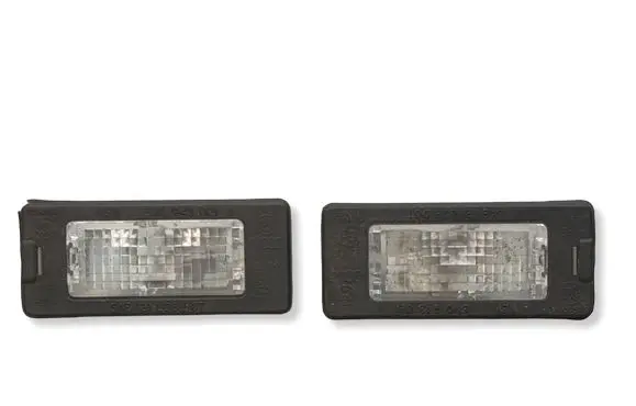 Skoda Octavia Mk3 (5E) Number plate light 5N0943021B
