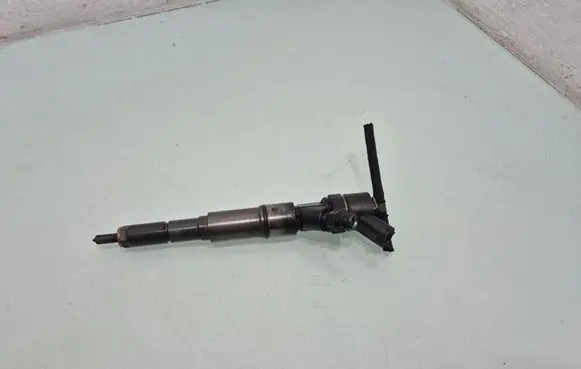 Land Rover Freelander Fuel injector 7785983
