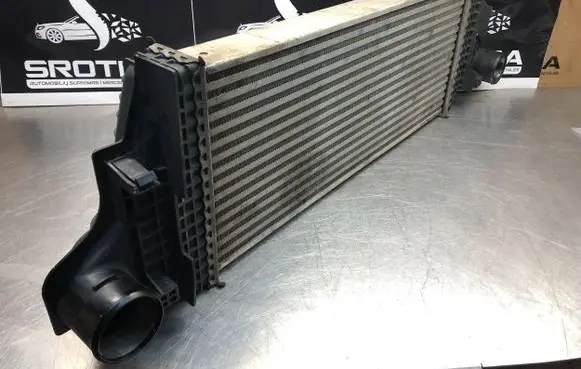 Mercedes-Benz ML W164 Intercooler radiator A1645001900
