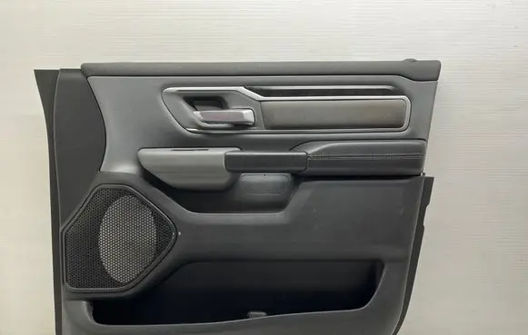 Ram 1500 Front door card panel trim FC00AAW47877 22496 M04001