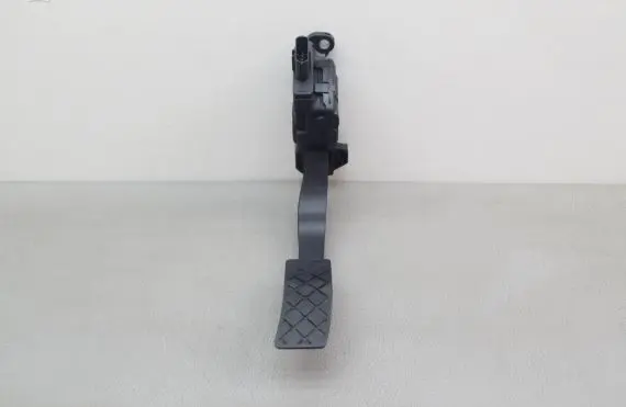 Audi A4 S4 B8 8K Accelerator throttle pedal 8K1723523A