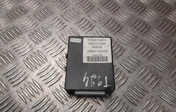 Nissan Pathfinder R51 Other control units/modules 285E04X00B