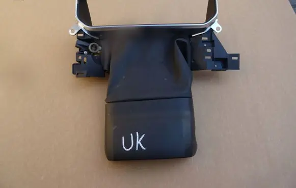 Mercedes-Benz E W211 Dashboard trim A2116800136