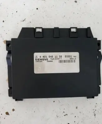 Mercedes-Benz E W210 Gearbox control unit/module A0215451132 EGS51Q02 5WK33911