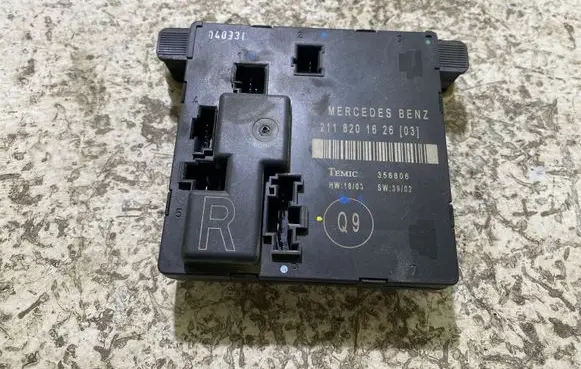 Mercedes-Benz E W211 Door control unit/module 2118201626 356806