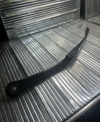 BMW 3 E92 E93 Front wiper blade arm 61617253386
