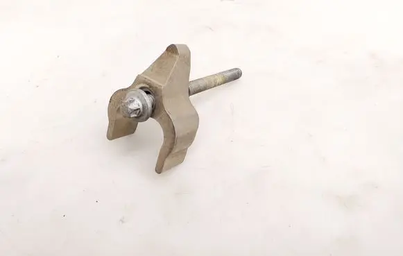 Mini One - Cooper F56 F55 Fuel Injector clamp holder 