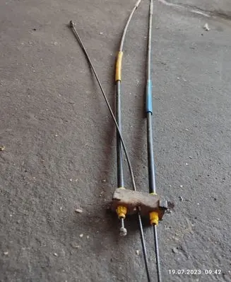 Handbrake/parking brake wiring cable