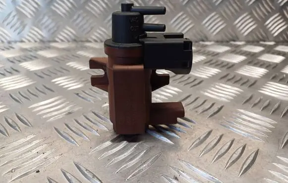 Ford Mondeo MK IV Turbo solenoid valve 6G9Q9E882CA 70177100