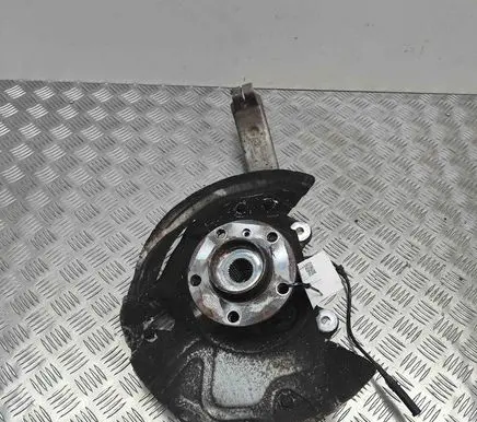 Front wheel hub