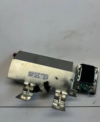 Audi TT TTS Mk2 Aerial GPS antenna 8J7035503A