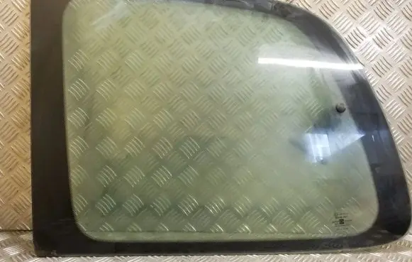 Opel Sintra Rear side window 43R001238