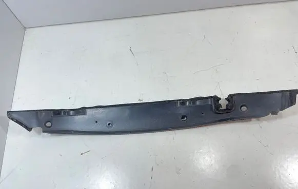 Nissan Leaf II (ZE1) Fender end trim 638215sh1a