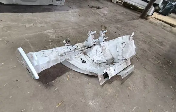 Volvo XC60 Front side member 