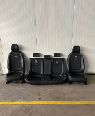 Seat set