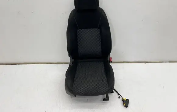 Opel Astra K Front passenger seat MMAUTKO20822