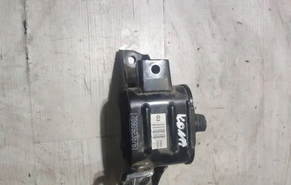 Hyundai Kona I Engine mount bracket 21830G4000