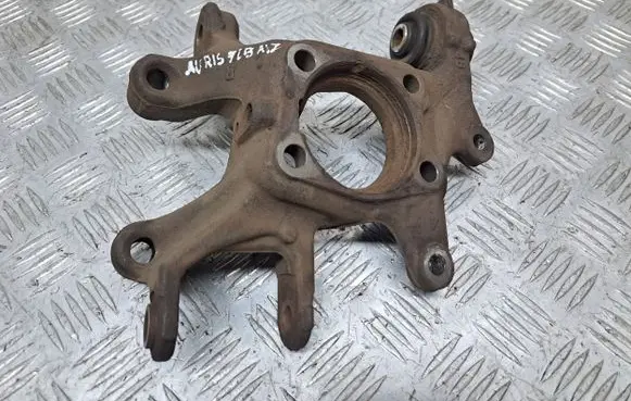 Toyota Auris 150 Rear wheel hub spindle/knuckle 4230412240 4165460010