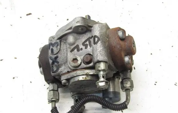 Mazda CX-3 Fuel injection high pressure pump S55013800