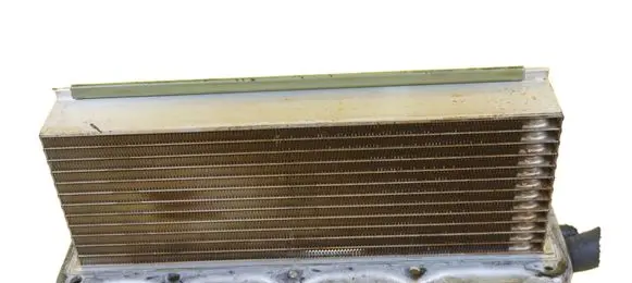 Volkswagen Polo V 6R Intercooler radiator 04E145749B CJZ