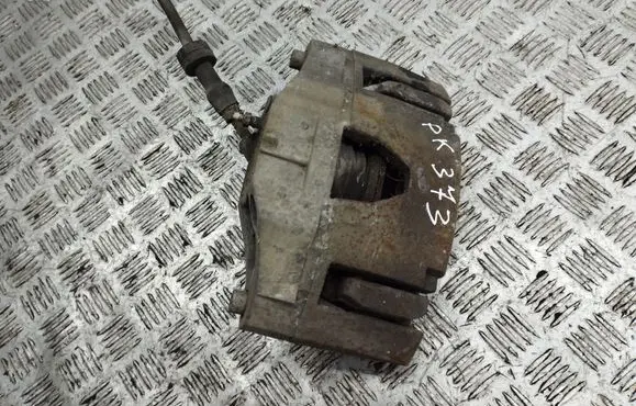 Volvo XC90 Front brake caliper 30657303