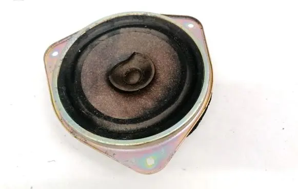 Subaru Impreza II Front door speaker