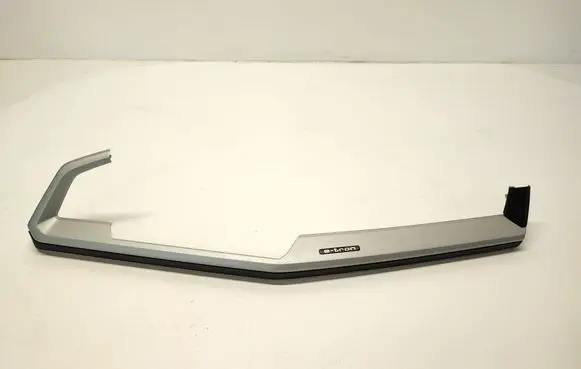 Audi Q4 Sportback e-tron Panel trim 89B853190