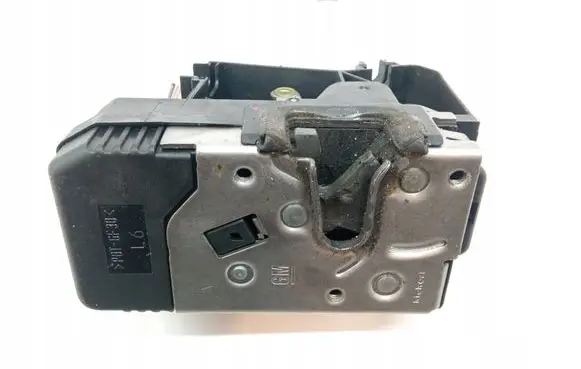Opel Vivaro Rear door lock 8200282323DL