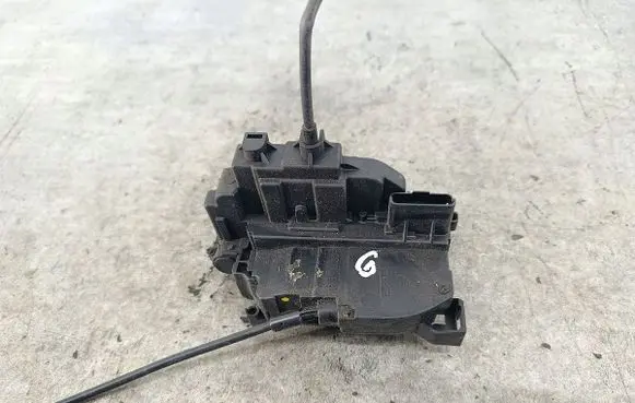 Renault Modus Rear door lock 
