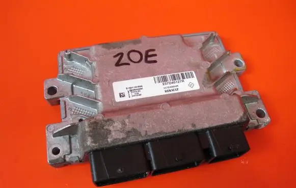 Renault Zoe Engine control unit/module 237D40127R