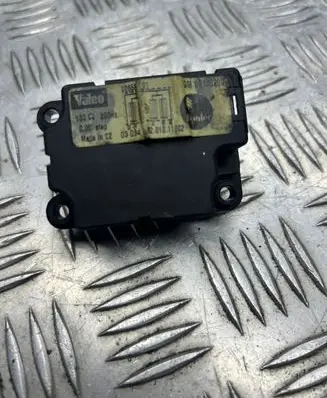 Opel Vectra C Air flap motor/actuator 09180200