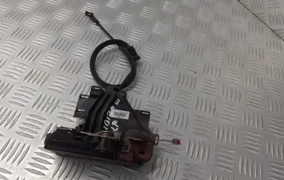 Seat Ibiza III (6L) Front door lock A3B1837015