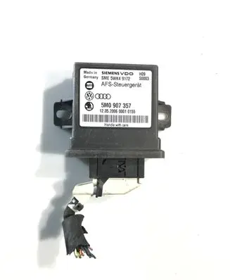 Volkswagen PASSAT B6 Light module LCM 5M0907357 5WK49172 05200600010155