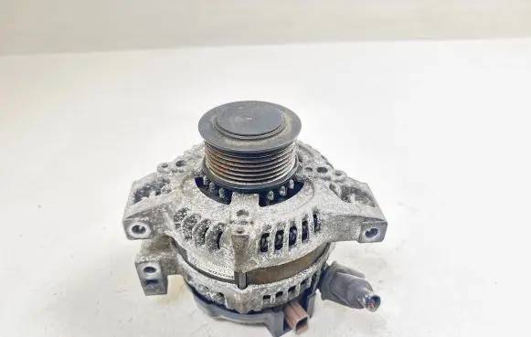 Honda CR-V Generator/alternator 1042101140