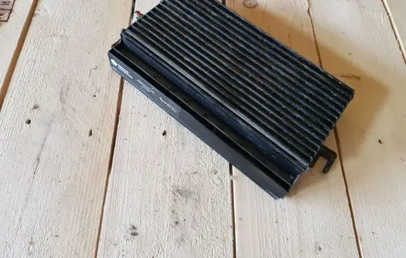 Jeep Grand Cherokee (WJ) Sound amplifier 56038407AD