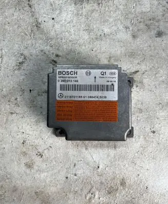 Mercedes-Benz E W211 Airbag control unit/module 0285010146 2118701185 1804145039