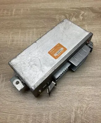 Audi 80 90 S2 B4 ABS module connector plug 443907379C 0265100037
