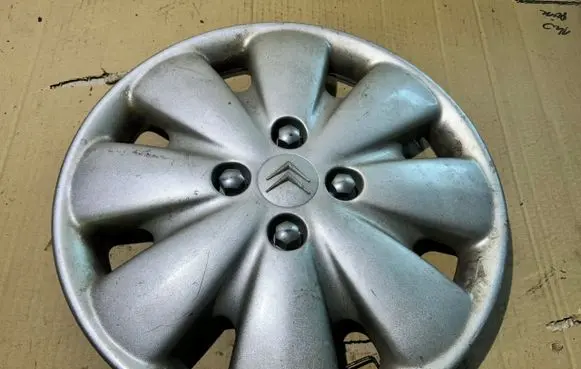 Citroen C3 R15 alloy rim 9636094880