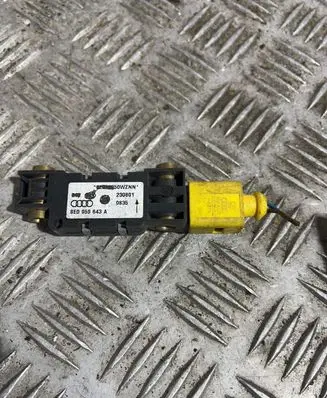 Audi A4 S4 B6 8E 8H Airbag deployment crash/impact sensor 8E0959643A 230801