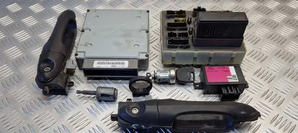 Ford Focus Engine ECU kit and lock set F5SB14A624AA YS4F12A650PA YS4FPA