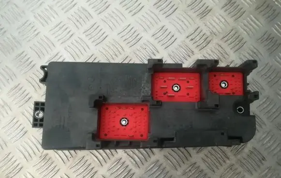 Opel Signum Fuse box set 13144709 519066021