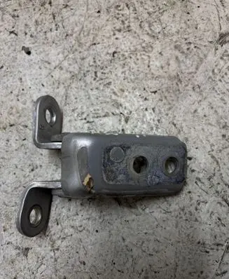 Toyota Corolla Verso AR10 Front door upper hinge 