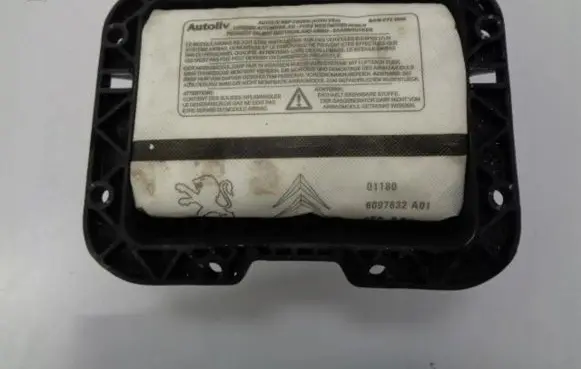 Citroen C3 Passenger airbag 9806611880