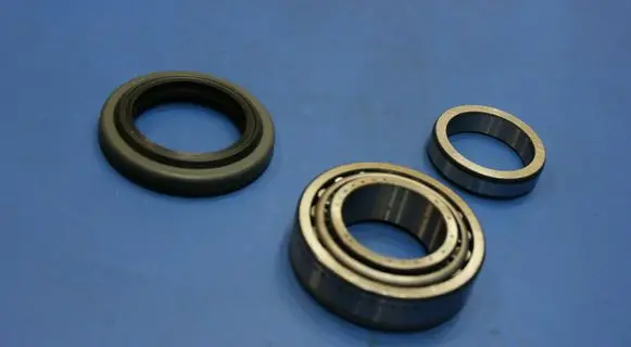 Volvo 140 Rear wheel ball bearing VKBA570 SKF
