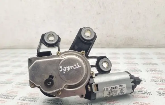 Volkswagen Touareg I Rear window wiper motor 7L0955712B 404761B