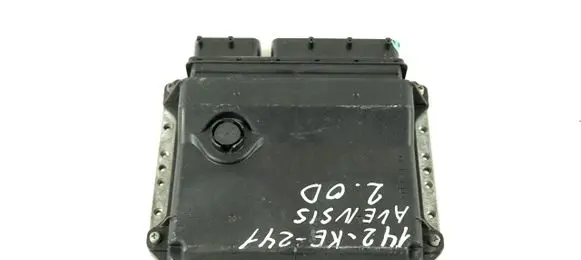 Toyota Avensis T270 Engine control unit/module ECU 89661-05F21 MB275900-8620